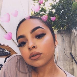 Meet your Posher, Vanessa